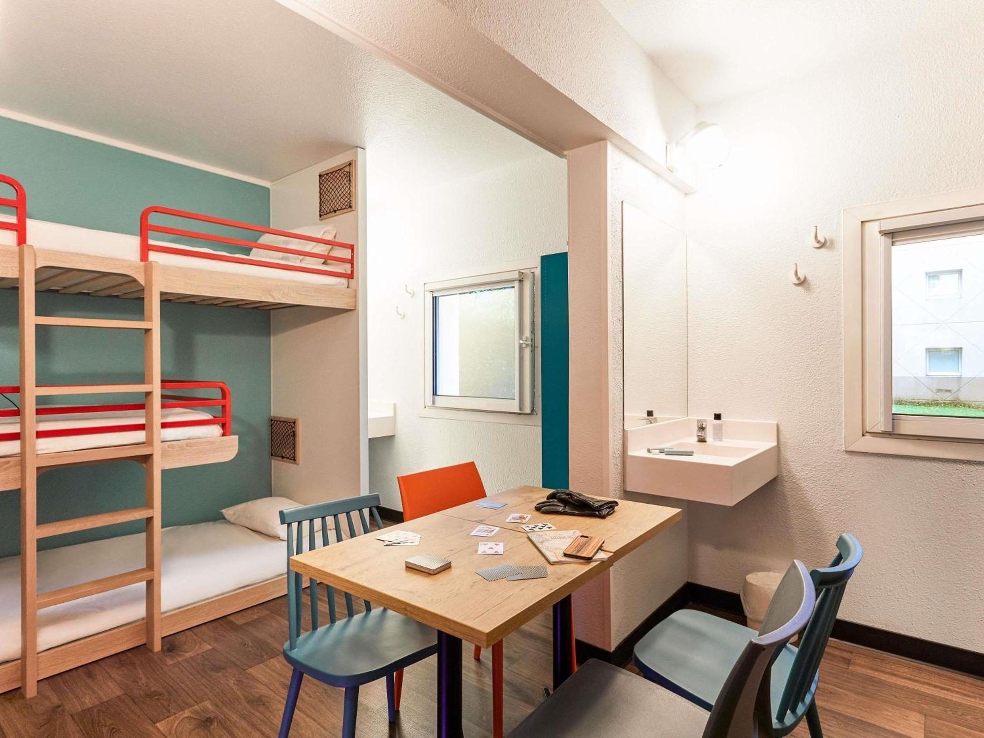 Combo Room